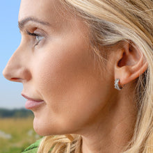 Load image into Gallery viewer, Blossom Flyte Honey Flower Chunky Hoop Earrings