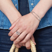 Load image into Gallery viewer, Marina Rope Bar Link Toggle Bracelet