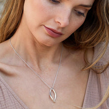 Load image into Gallery viewer, Entwine Twine Twist Link Necklace