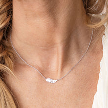 Load image into Gallery viewer, Feather Wisp Necklet