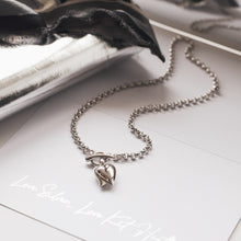 Load image into Gallery viewer, Desire Love Duet Heart T-Bar Necklace