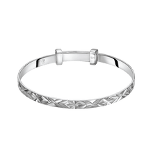 Load image into Gallery viewer, Maeve Diamond Cut Pattern Bangle