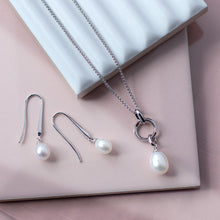 Load image into Gallery viewer, Revival Astoria Pearl Drop Necklace