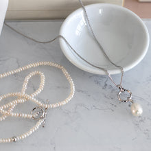 Load image into Gallery viewer, Revival Astoria Pearl Drop Necklace