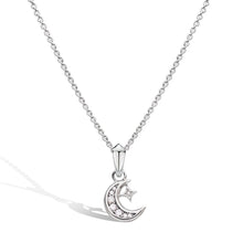 Load image into Gallery viewer, Revival Céleste Crescent Moon Necklace