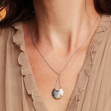 Load image into Gallery viewer, Essence Radiance Golden Fan Chandelier Necklace