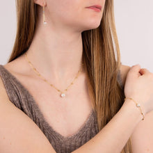 Load image into Gallery viewer, Gold Plated Trace Chain Station Necklace With Shell Pearl
