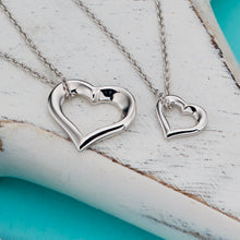 Load image into Gallery viewer, Open Heart Necklace