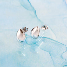 Load image into Gallery viewer, Coast Pebble Smooth Stud Earrings
