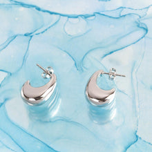 Load image into Gallery viewer, Coast Pebble Smooth Grande Hoop Earrings
