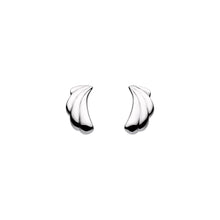 Load image into Gallery viewer, Océane Shell Echo Stud Earrings
