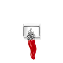 Load image into Gallery viewer, Composable Classic Link Red Horn In Silver And Enamel
