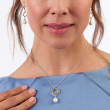 Load image into Gallery viewer, Alicia Golden Pearl Drop Earrings
