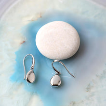 Load image into Gallery viewer, Pebble Droplet Drop Earrings
