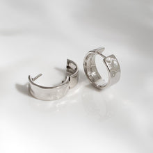 Load image into Gallery viewer, Mirage Reflect Wide Hinged Hoop Earrings
