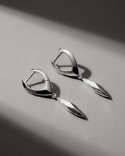 Load image into Gallery viewer, Glint Hoop Earrings
