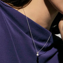Load image into Gallery viewer, Pearls Loop Necklace - Round Silver
