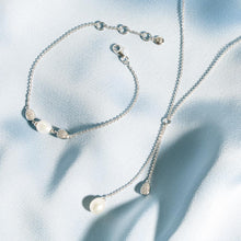 Load image into Gallery viewer, Coast Pebble Glisten Pavé &amp; Pearl Lariat Style Necklace
