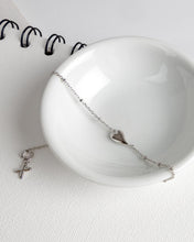 Load image into Gallery viewer, Desire Kiss Mini Heart Ball Chain Bracelet
