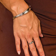 Load image into Gallery viewer, Serenity Hinged Bangle

