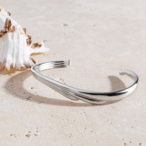 Océane Shell Wave Bangle
