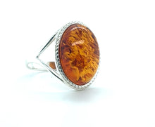 Load image into Gallery viewer, Oval Amber Ring Bead Edge Design 18x12mm

