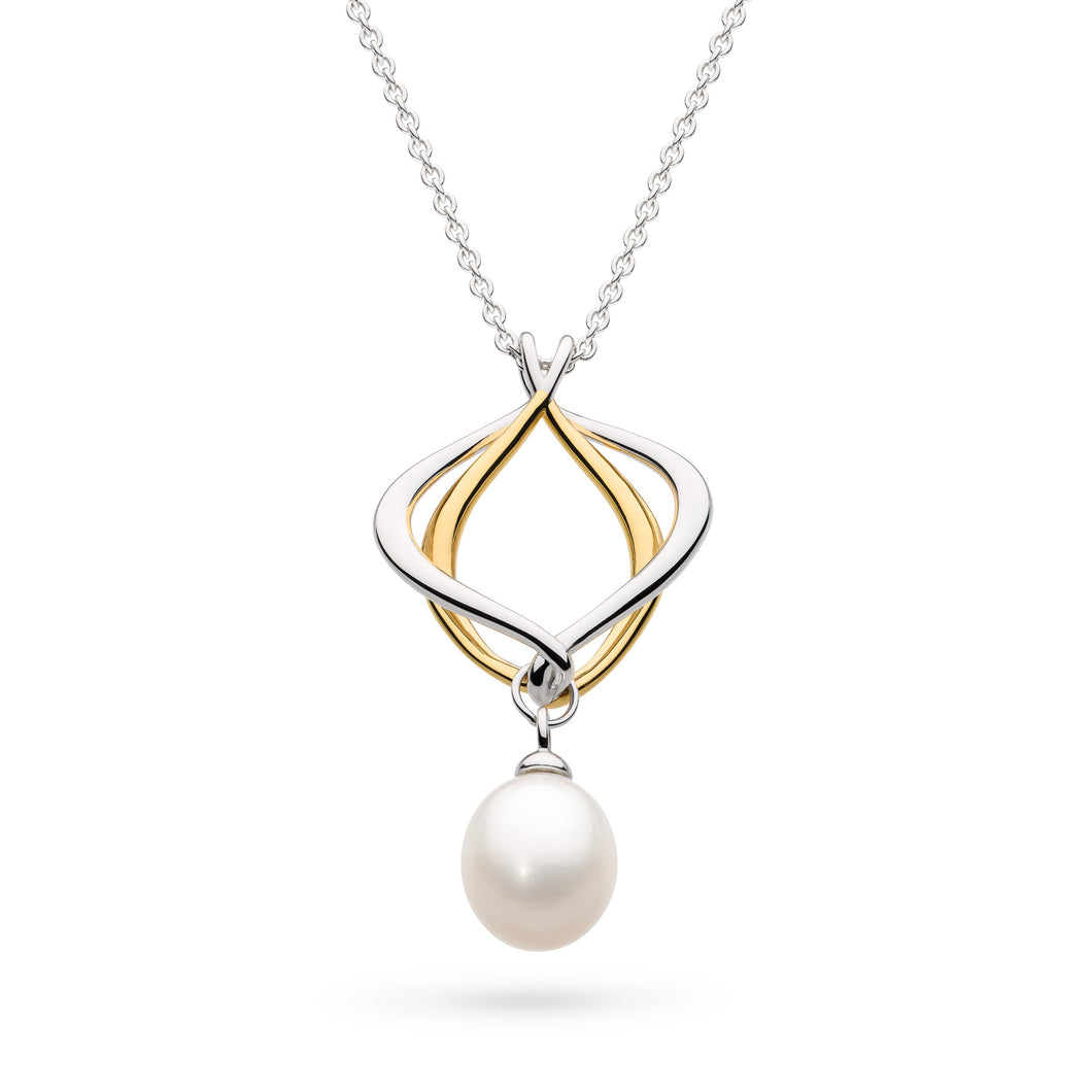 Alicia Golden Pearl Necklace