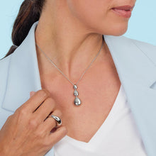 Load image into Gallery viewer, Coast Pebble Smooth Triple Grande Toggle Necklace

