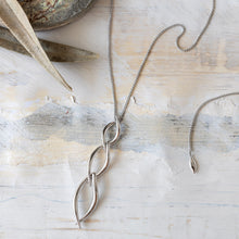 Load image into Gallery viewer, Entwine Twine Twist Trio Link Necklace

