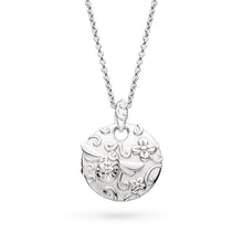 Load image into Gallery viewer, Blossom Flyte Honey Bee Disc Necklace
