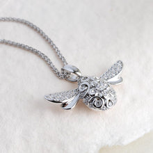 Load image into Gallery viewer, Blossom Flyte Queen Bee Glitz Necklace
