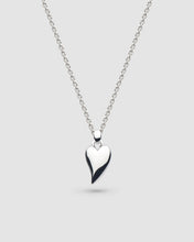 Load image into Gallery viewer, Desire Kiss Mini Heart Necklace
