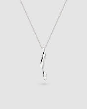 Load image into Gallery viewer, Serenity Curve Small Necklace
