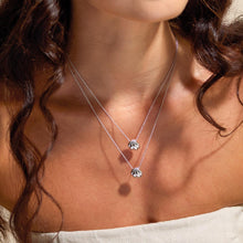 Load image into Gallery viewer, Océane Shell Echo Rounded Necklace
