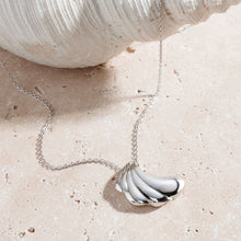 Load image into Gallery viewer, Océane Shell Echo Grande Necklace
