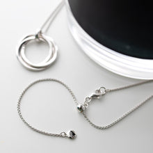 Load image into Gallery viewer, Bevel Trilogy Grande Link Slider Necklace
