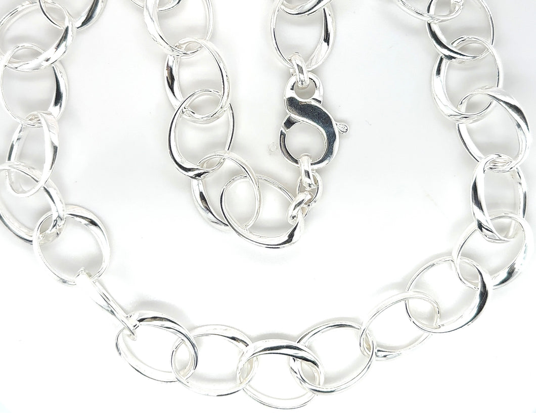 Sterling Silver Twisted Oval Link Necklace