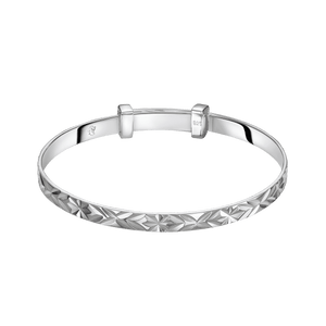 Maeve Diamond Cut Pattern Bangle