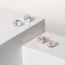 Load image into Gallery viewer, Earrings Ellisse Carezza With Clear Zirconia
