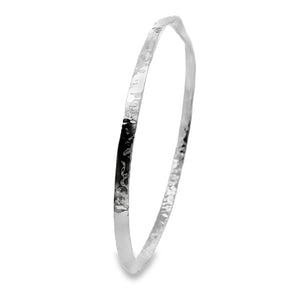 Silver Twisted Hammered Flat-wire Oval Bangle