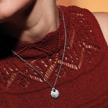 Load image into Gallery viewer, Essence Radiance Small Fan Necklace
