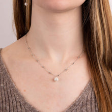 Load image into Gallery viewer, Trace Chain Station Necklace With Shell Pearl
